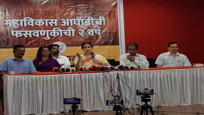 सावित्रीच्या लेकींना सुरक्षा देण्यात आघाडी सरकार अपयशी- चित्रा वाघ यांची घणाघाती टीका