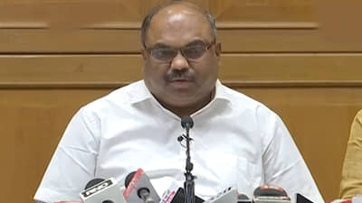 सोमवारपर्यंत कामावर या, नाही तर?, एसटी कर्मचाऱ्यांना आवाहन करताना अनिल परब यांनी केलं मोठं विधान