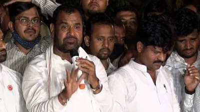 ST WORKER STRIKE : ST कर्मचाऱ्यांचा आजचा मुक्कामही आझाद मैदानातच, संपाबाबत उद्या 11 वाजता निर्णय-खोत