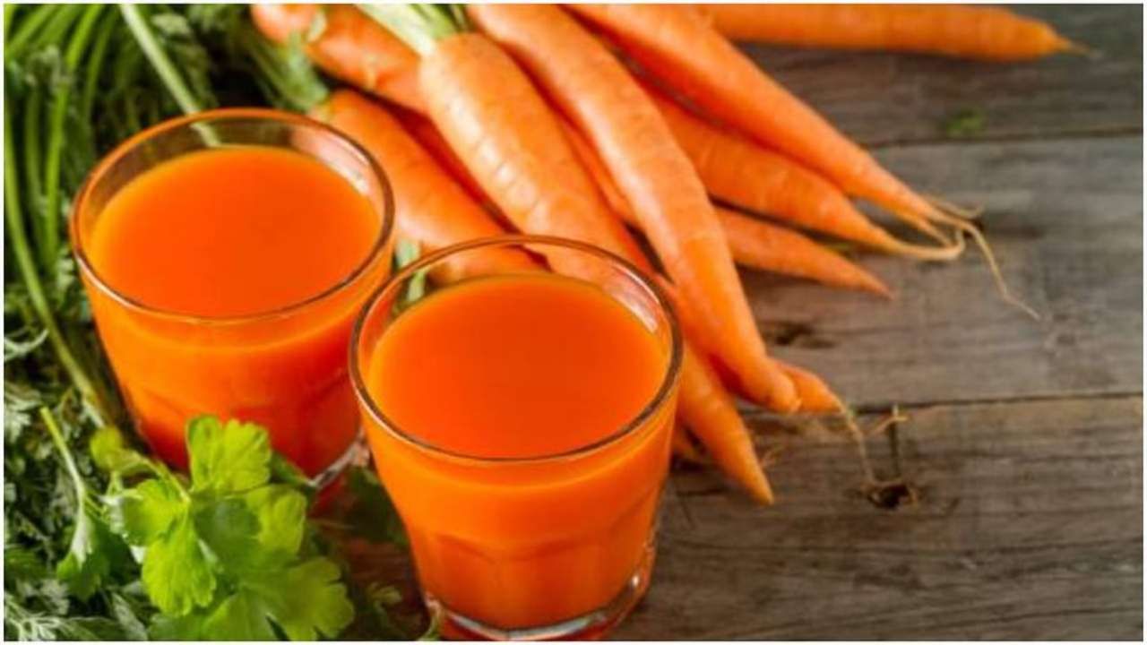 संत्री, गाजर आणि आल्याचा रस -   संत्र्यामध्ये अँटिऑक्सिडंट्स आणि व्हिटॅमिन सी भरपूर प्रमाणात असते. गाजरमध्ये बीटा कॅरेटीन आणि फायबर भरपूर प्रमाणात असते. हे दोन्ही वजन कमी करण्यास आणि पचनास मदत करु शकतात.