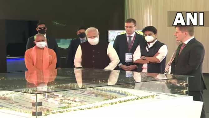 VIDEO | पंतप्रधान मोदींनी केलं नोएडा आंतरराष्ट्रीय विमानतळाचं भूमिपूजन; कार्यक्रमात योगींची शेतकरी आंदोलनावर जोरदार टीका