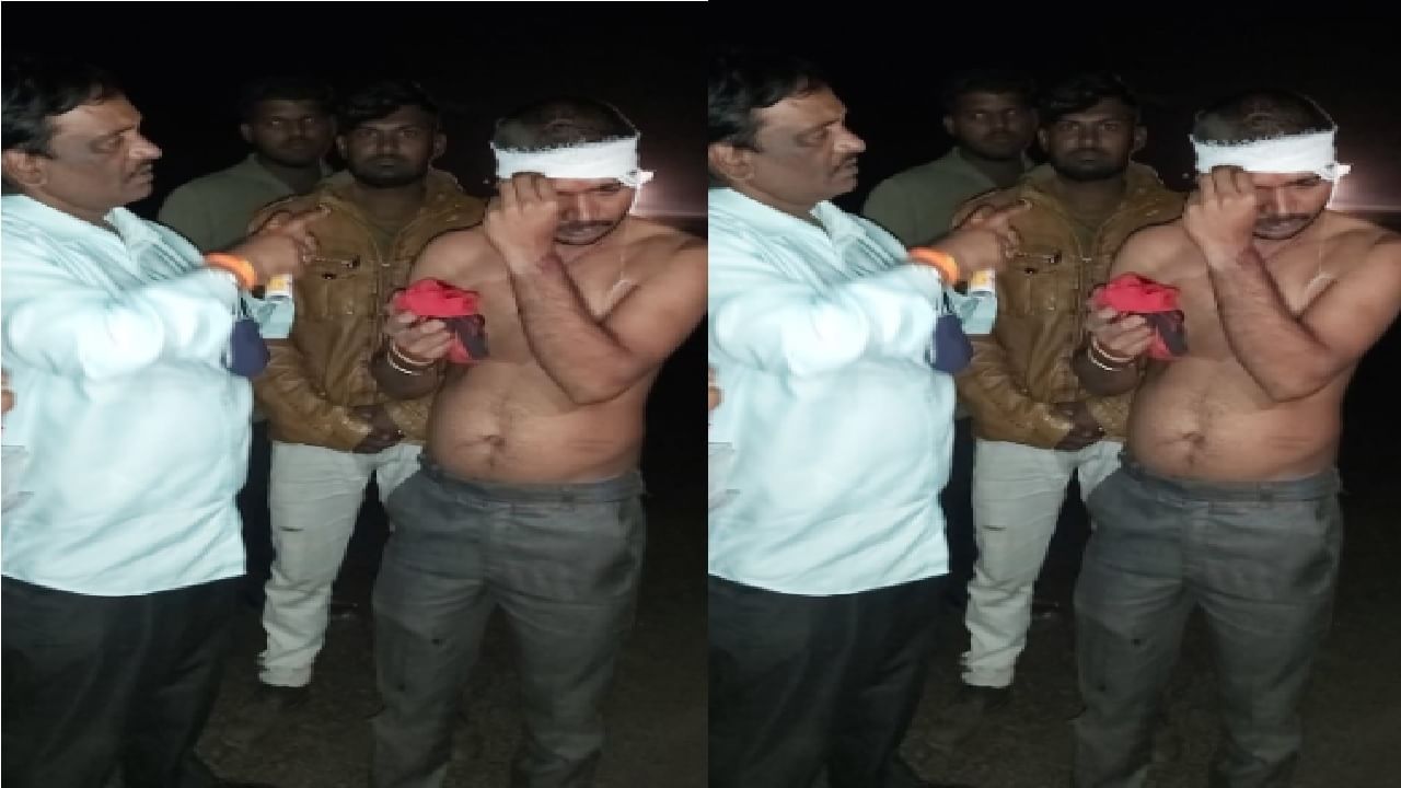 रात्रीच्या अंधारात सायकलस्वाराचा अपघात, शिवसेनेच्या आमदाराकडून प्रेमाची फुंकर, लोकांनाही केलं आवाहन रात्रीच्या अंधारात सायकलस्वाराचा अपघात, शिवसेनेच्या आमदाराकडून प्रेमाची फुंकर, लोकांनाही केलं आवाहन