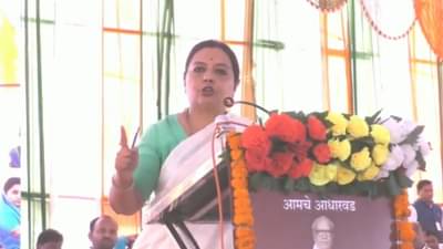 महाराष्ट्राची सत्ता हातात घेण्यासाठी राज्य पेटवायचा डाव होता, यशोमती ठाकूर यांचा आरोप