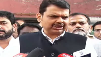 VIDEO: ज्या भेटीची राज्यात जोरदार चर्चा, त्याबाबत फडणवीस म्हणतात, भेट राजकीय नव्हतीच