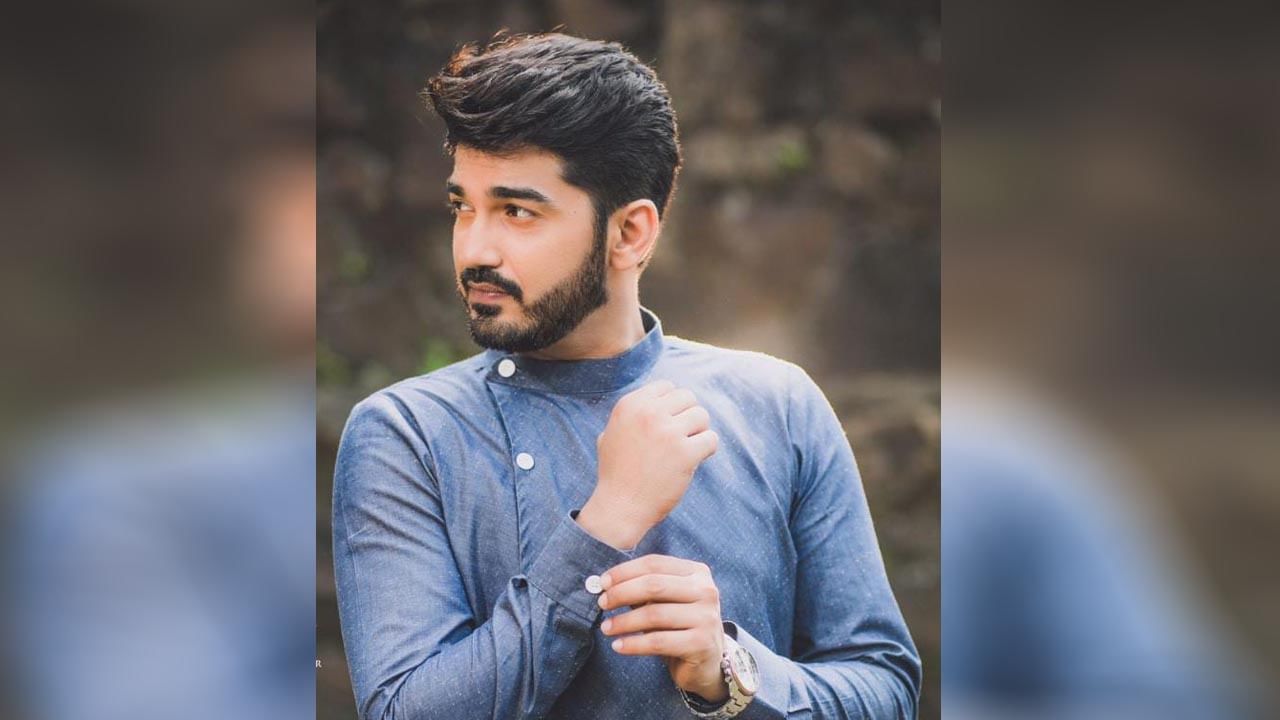 ‘मीदेखील घराला खूप मिस करतोय!’ ‘बिग बॉस’च्या स्पर्धकांविषयी बोलताना अभिनेता माधव देवचके म्हणतोय... ‘मीदेखील घराला खूप मिस करतोय!’ ‘बिग बॉस’च्या स्पर्धकांविषयी बोलताना अभिनेता माधव देवचके म्हणतोय...