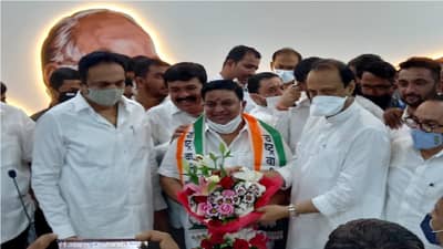 Suresh Mhatre | शिवसेना-मनसे-भाजप-शिवसेना-काँग्रेस, पाचव्यांदा पक्षांतर, बाळ्या मामा म्हात्रे आता राष्ट्रवादीत