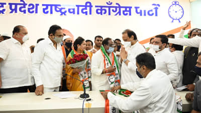 भारिपला खिंडार; कारंजा-मानोरा नगरपंचायतीच्या 23 नगरसेवकांचा राष्ट्रवादीत प्रवेश