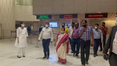 महाराष्ट्राची चिंता वाढली! परदेशातून आलेल्या 485 जणांची चाचणी, 9 प्रवासी कोरोना पॉझिटिव्ह; ओमिक्रॉनबाबत तपासणी होणार