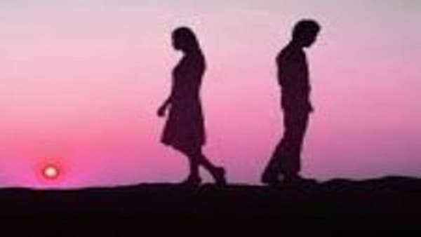 Love breakup लग्नापूर्वीच प्रेमाची ताटातूट, 14 वर्षांनंतर पुन्हा आले एकत्र, अन् नको ते करून बसले