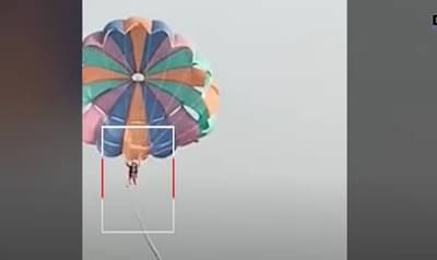 Raigad video : पॅरासेलिंगवेळी 2 मैत्रिणींसोबत भयावह प्रकार, काळजाचा थरकाप उडवणारा व्हिडिओ