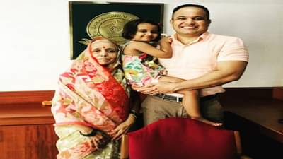 VIDEO | वुमन बिहाईंड दी लायन डॅशिंग अधिकारी शिवदीप लांडेंच्या पुस्तकात नेमकं काय? जाणून घ्या