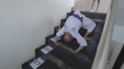 Nagpur Yoga | वयाच्या सातव्या वर्षी चक्रासनात विक्रम, राघव भांगडेची कामगिरी