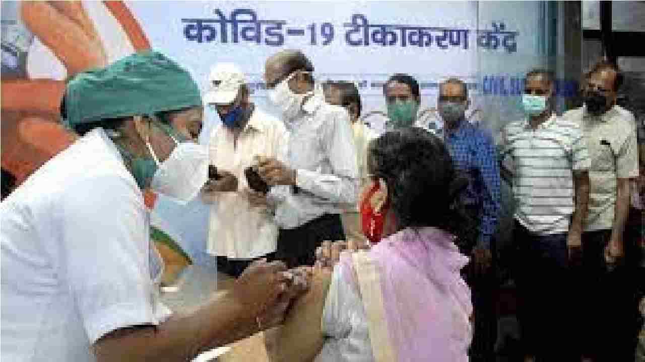 प्रयत्नांना यश!! औरंगाबादेत लसीकरणाचा विक्रम, महिनाभरात 55 वरून 78 % वर झेप, साम-दाम-दंड-भेदाची मोहीम यशस्वी!