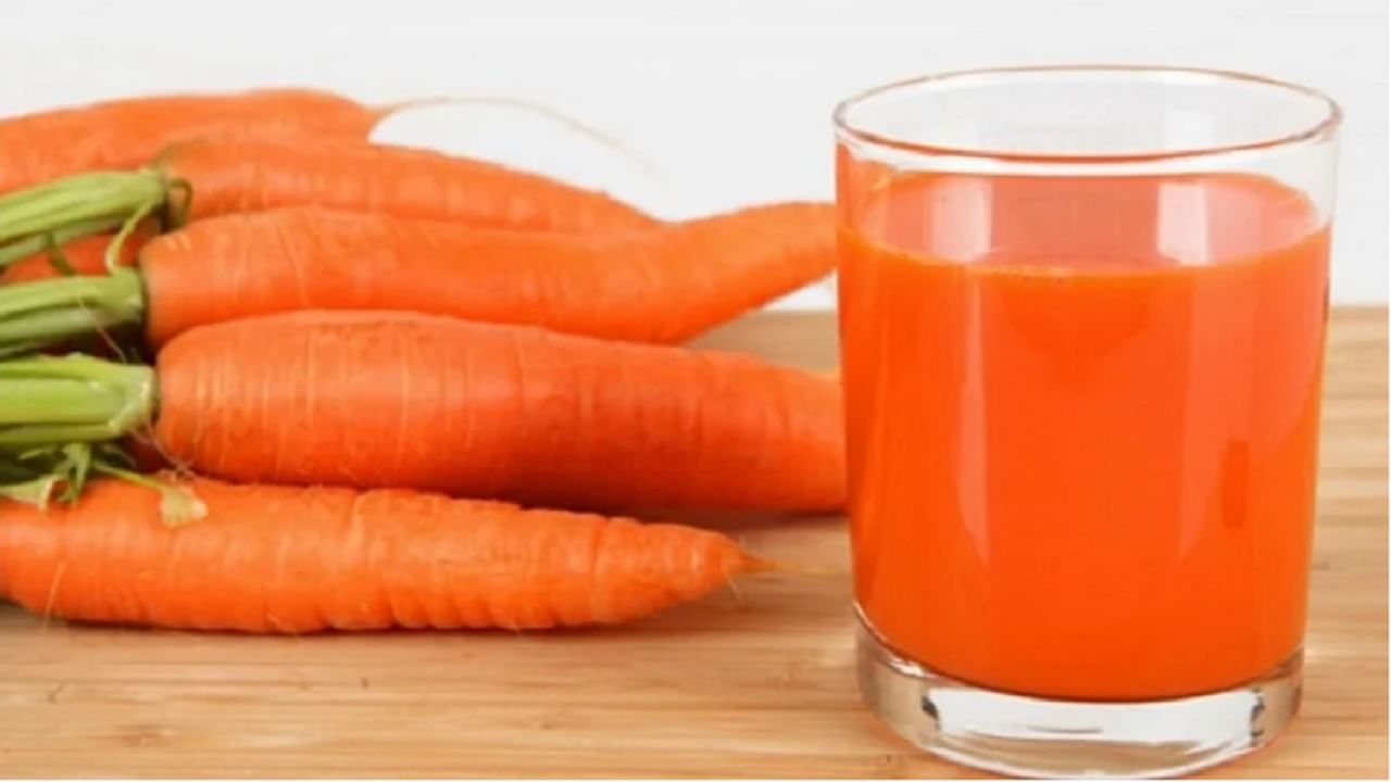 गाजरांमध्ये अँटिऑक्सिडेंट असतात. यामुळे कर्करोग होण्याची शक्यता कमी होते. गाजरांमध्ये अँटिऑक्सिडेंट कॅरोटीनोइड्स आणि अँथोसायनिन्स देखील असतात.