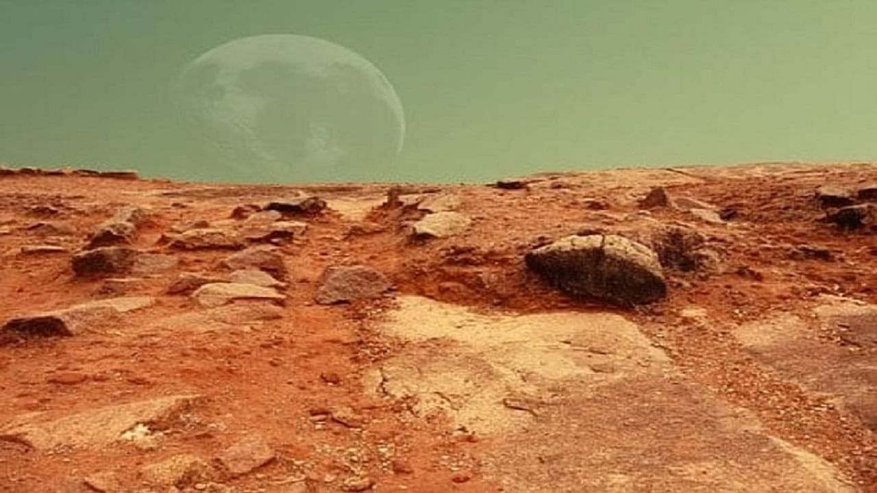 मंगळ हा सूर्यमालेतील सर्वात मोठा ग्रह आहे या ग्रहावर मोठी ज्वालामुखी आहे असे. या ज्वालामुखीचे नाव ऑलिंपस मॉन्स आहे. त्याची उंची सुमारे 25 किलोमीटर आहे. 