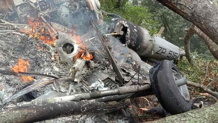 Army Helicopter Crash|CDS रावतांचे हेलिकॉप्टर कोसळले आणि आगीचे लोट उसळले, महाभयंकर अपघात कसा घडला, वाचा सविस्तर...