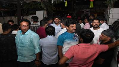 किशोरी पेडणेकरांची आशिष शेलारांविरोधात तक्रार; शेलार आज पोलीस स्टेशनला हजर राहण्याची शक्यता