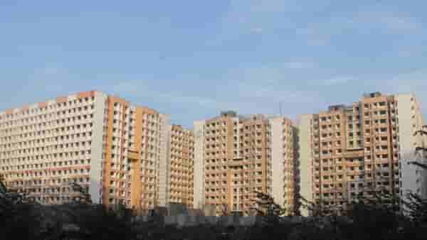 पुण्यात बांधकाम व्यवसायिकांने थेट म्हाडालाच गंडवले; शासकीय योजनेच्या फायद्यासाठी केली फसवणूक ; गुन्हा दाखल