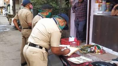 Nagpur | धोकादायक ! पतंग पकडण्याचा नाद जीवावर बेतला, छतावर चढला नि खाली पडला