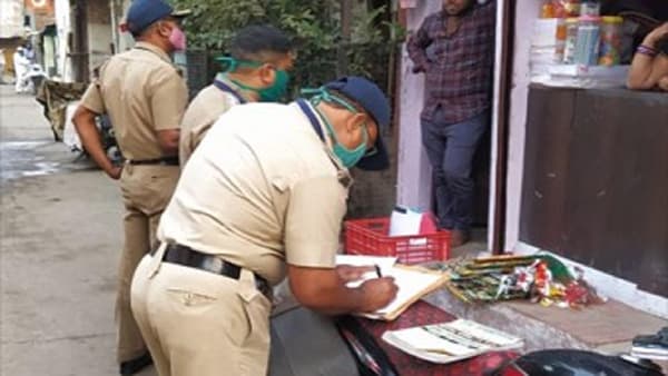 Nagpur | धोकादायक ! पतंग पकडण्याचा नाद जीवावर बेतला, छतावर चढला नि खाली पडला