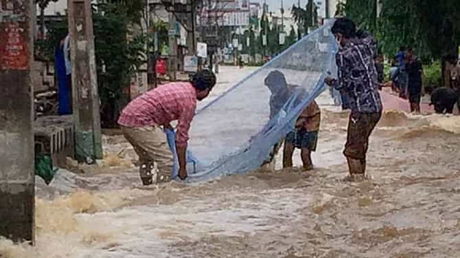 Insurance | होम इन्शुरन्स पॉलिसीत मिळू शकते का पुरामुळे झालेल्या नुकसानीची भरपाई? जाणून घ्या काय आहेत नियम