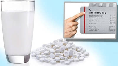 औषधे दूध आणि ज्यूससोबत का घेऊ नयेत?  औषधाच्या पानावर का असते लाल रेघ? जाणून घ्या...