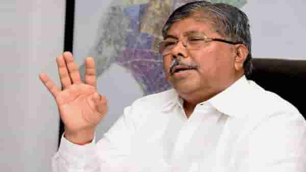 Chandrakant patil : हिंदू व्होट बॅंकेवरुन चंद्रकांत पाटील हे काय बोलले? पाटलांच्या त्या वक्तव्यावर टीकेची झोड
