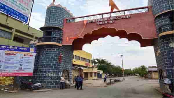 Latur Market | सोयाबीनचे दर घटले अन् पुन्हा स्थिरावले, शेतकऱ्यांची मात्र द्विधा मनस्थिती