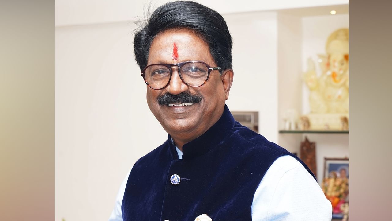 Maharashtra Vidhan Parishad Election Result: अकोल्यात विश्वासाला तडा गेला, विधान परिषदेतील पराभवानंतर शिवसेनेची खदखद Maharashtra Vidhan Parishad Election Result: अकोल्यात विश्वासाला तडा गेला, विधान परिषदेतील पराभवानंतर शिवसेनेची खदखद