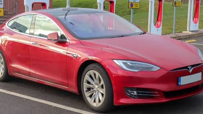 Tesla च्या भारतात 7 ईव्ही लाँच होणार, केंद्र सरकारची मंजुरी, जाणून घ्या लाँचिंग कधी
