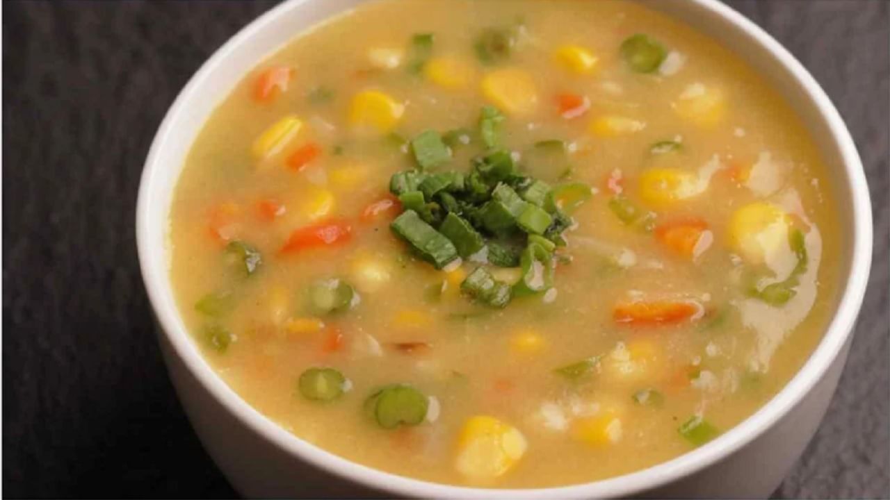 Sweet Corn Soup : हिवाळ्यात झटपट बनवा गरमागरम कॉर्न सूप, जाणून घ्या खास रेसिपी!