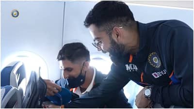 India south Africa Tour Video : जोहान्सबर्गला जाताना विमानात विराटने इशांत शर्माला डिवचलं