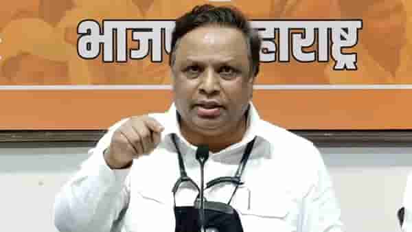 गृहनिर्माण सोसायट्यांसाठी आशिष शेलार मैदानात; सहकार मंत्र्यांकडे मोठी मागणी
