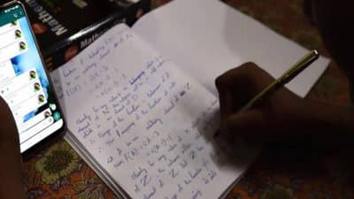 Mobile Blast while online Class | ऑनलाईन क्लास सुरु असताना मोबाईलचा स्फोट, आठवीतला विद्यार्थी गंभीर जखमी!