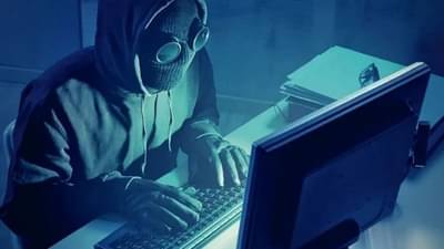 Fake Loan Apps : काही सेकंदात रिकामं होऊ शकतं अकाऊंट, चुकूनही डाऊनलोड करू नका अनोळखी अॅप्स