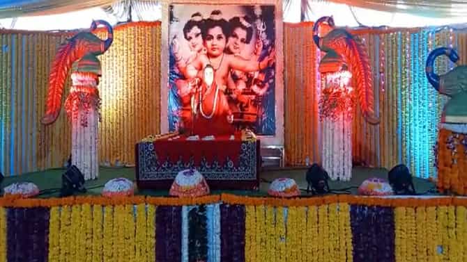 Datta Jayanti | दिगंबरा दिगंबरा... श्रीपाद वल्लभ दिगंबरा... च्या जयघोषात नरसोबावाडीमध्ये दत्त जयंती उत्साहात साजरी...