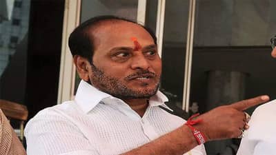 Ramdas Kadam| कदमांचे 5 वार; शिवसेना संपवण्याची हरामखोरी मंत्र्यांकडून सुरू, उद्धव ठाकरेंना पत्र लिहून कारवाईची मागणी