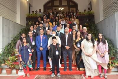 Mumbai : राज्यपालांच्या हस्ते करोनाकाळात इनोव्हेशन करणाऱ्या विविध क्षेत्रातील उद्यमींचा सत्कार