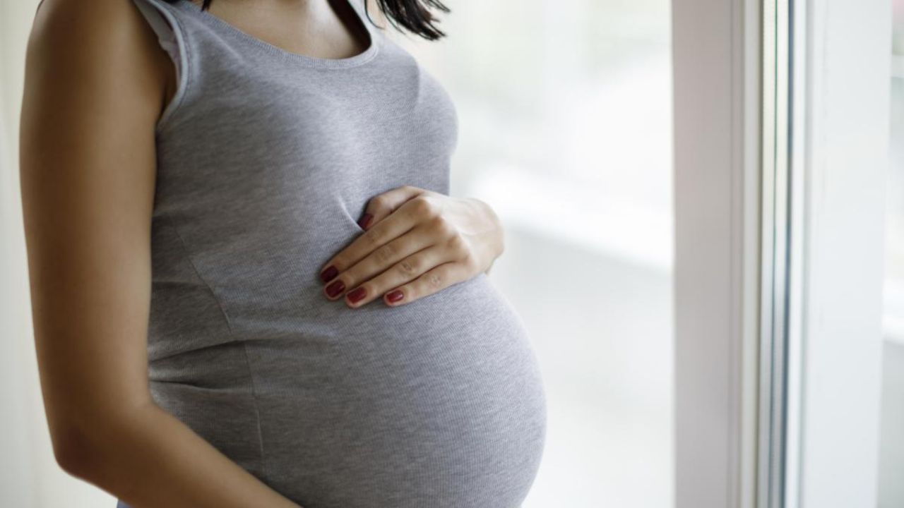 Pregnancy Care : गरोदरपणात टाळायचे 5 पदार्थ, चुकूनही खाल्ल्यास होतील गंभीर परिणाम!