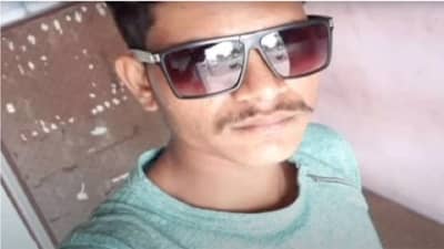 नाशकात 22 वर्षीय तरुणाची डोक्यात दगड घालून हत्या, बाभळीच्या झुडपात मृतदेह