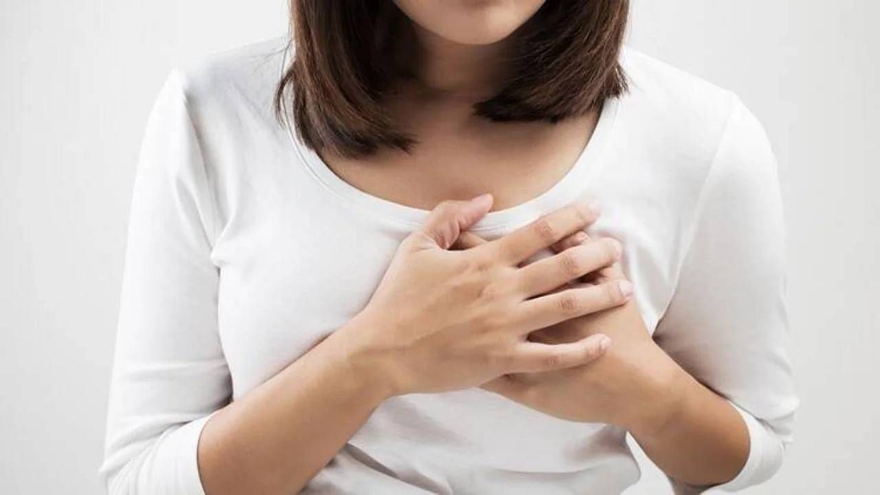 महिलांनो 'हृदय' जपा: डोकेदुखी ते थकवा; योग्यवेळी ओळखा हार्ट अॕटॕकची लक्षणे
