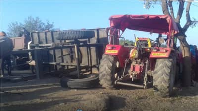 वाळू चोरी करताना ट्रॉली उलटली, दोघांचा जागीच मृत्यू, पाच जण गंभीर