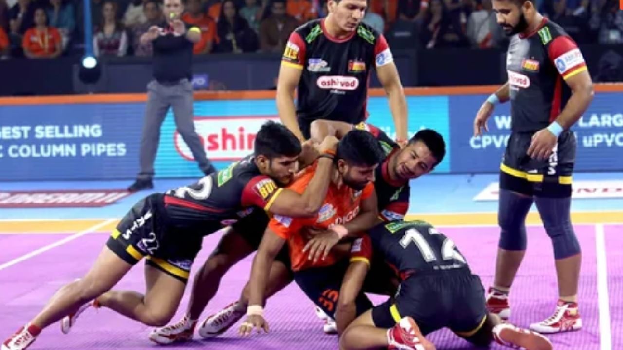 Pro Kabaddi 2021 Time Table Today: बेंगळुरु बुल्स विरुद्ध यू मुंबा, किती वाजता, कुठे पाहाल सामना