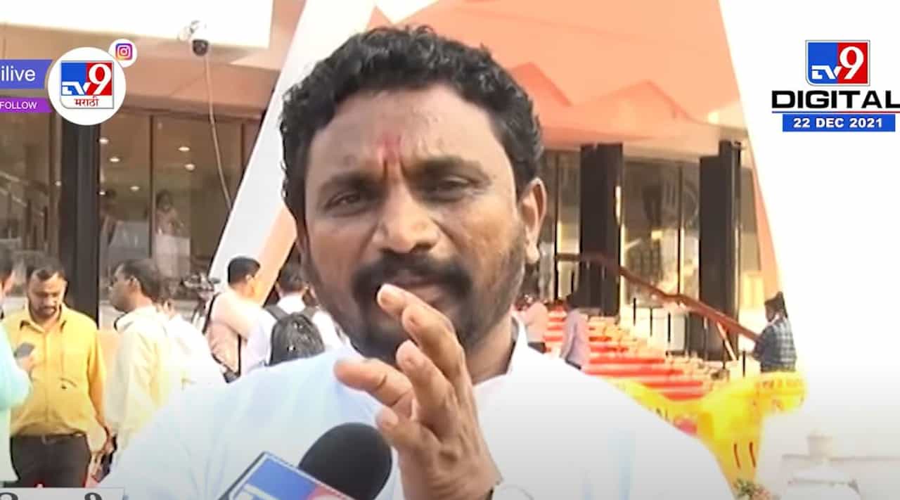 Amol Mitkari | राज्य विकणं यांना चहा विकण्यासारखं वाटलं का? - अमोल मिटकरी