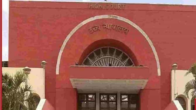 औरंगाबादेत सक्तीच्या लसीकरणाविरोधात याचिका, जिल्हा प्रशासन, महापालिकेला नोटीस, प्रतिज्ञापत्रही सादर