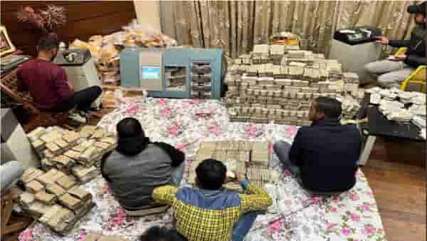 Shikhar Paan Masala | नोटा मोजताना आयकर विभागाचे हात दुखले, मशीन मागवली, घरात 150 कोटींचे घबाड?