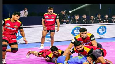 Pro Kabaddi League PKL 2021-22: एक-एक पॉईंट जोडत बुल्सची तमिळ थलायवाजवर मात
