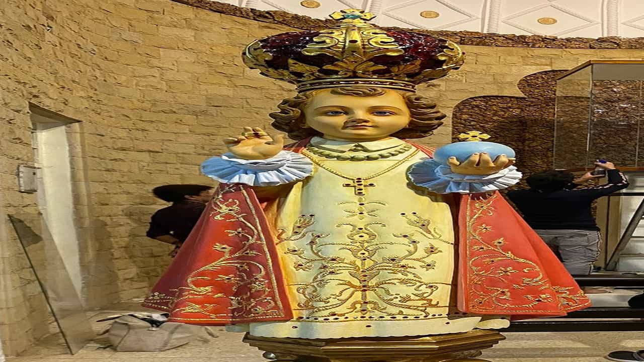 Christmas Special|उत्तर महाराष्ट्रातलं एकमेव बाल येशू मंदिर नाशिकमध्ये, देशात फक्त 6 ठिकाणी; प्रागमधून आणली मूर्ती!