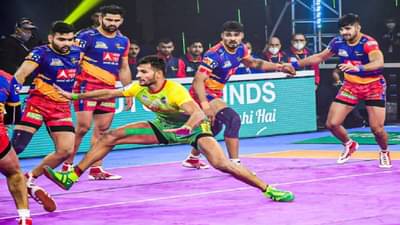 Pro Kabaddi League PKL 2021-22: फक्त एका पॉईंटने प्रदीप नरवालच्या यूपी योद्धाची पटनावर मात