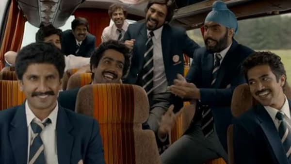 83 Box Office Collection Day 2 : ख्रिसमसला चालली रणवीर सिंगची जादू, दुसऱ्या दिवशीही83ची जबरदस्त कमाई